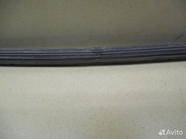 Уплотнитель багажника Lacetti 2003-2013