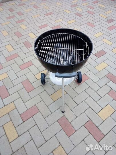 Угольный гриль Weber classic kettle 47