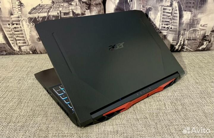 Acer Nitro V ryzen 5 5600H / RTX 3060 / 144HZ