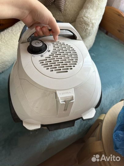 Пылесос Bosch бу на запчасти gs-10