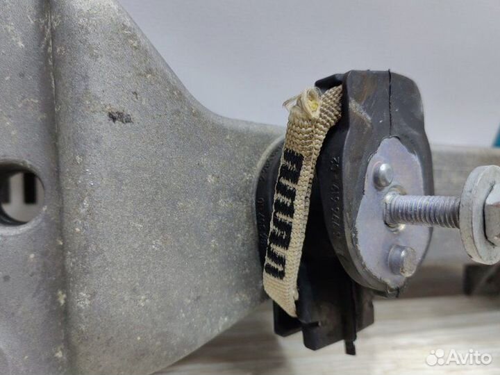 Кронштейн АКПП Bmw 3 F30 N47D20 2013