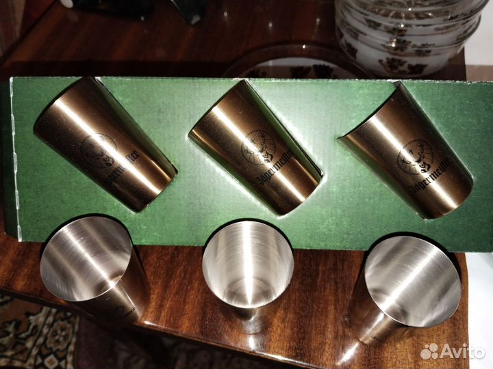 Металлические стопки германия