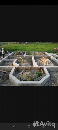 Бригада строителей