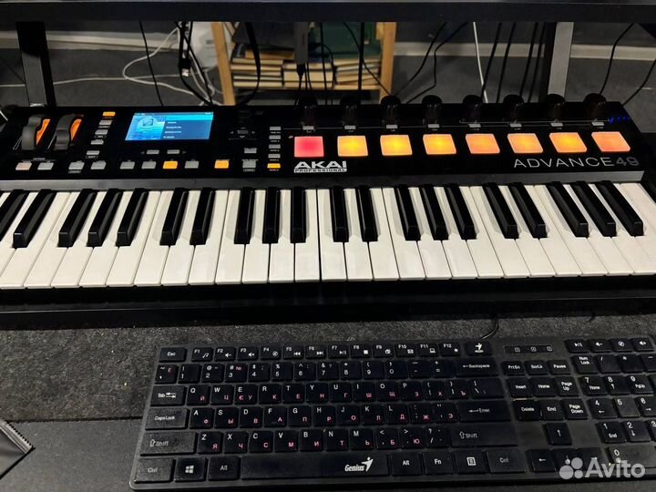 Akai advance 49