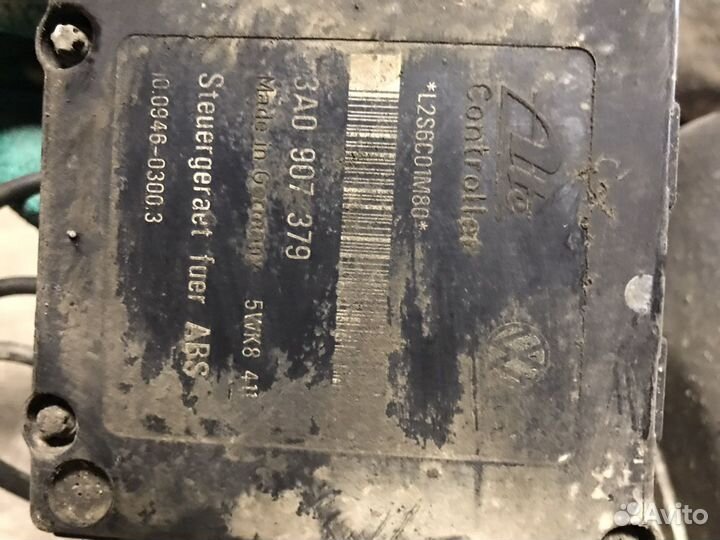 Блок ABS Passat B4