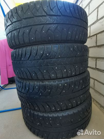 Bridgestone Ice Cruiser 7000 195/65 R15 91T