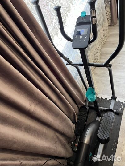 Эллиптический тренажер