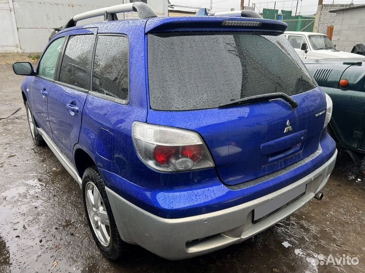 Mitsubishi Outlander 2.4 AT, 2004, 210 000 км