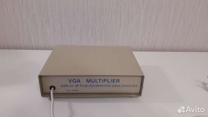 Разветвитель сплиттер VGA 1Х8