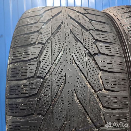 Nokian Tyres Hakkapeliitta R2 SUV 295/40 R21