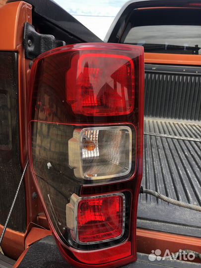 Фонарь задний левый Ford Ranger 2012+