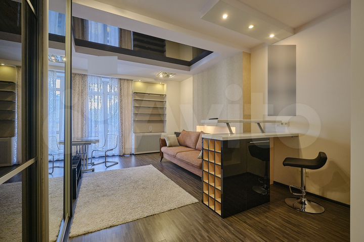 2-к. квартира, 90 м², 3/10 эт.