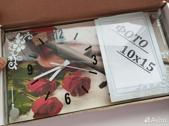 Часы настенные с фоторамкой