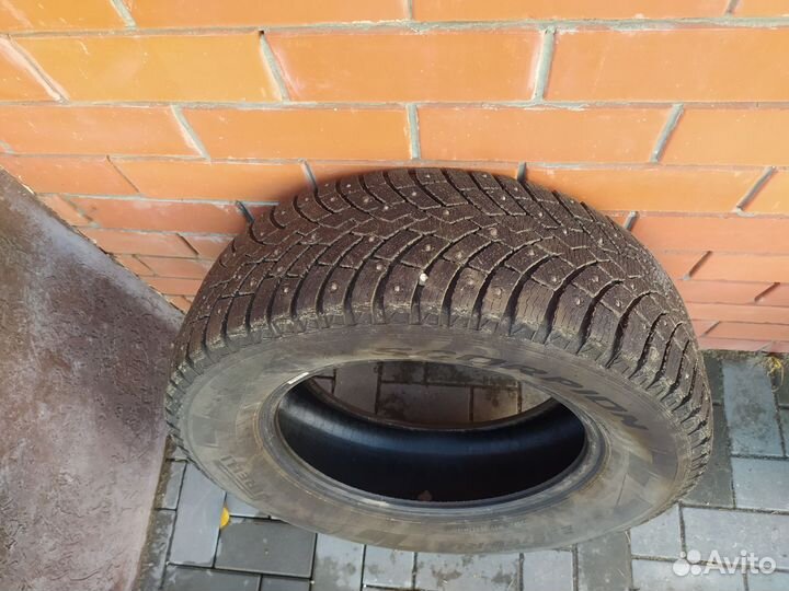 Pirelli Scorpion Ice Zero 2 235/65 R17