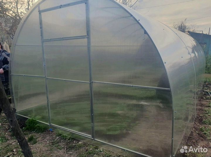 Теплица из поликарбоната