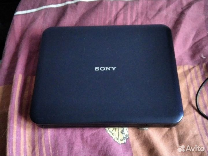Портативный DVD/CD/MP3 Sony DVP-FX 720
