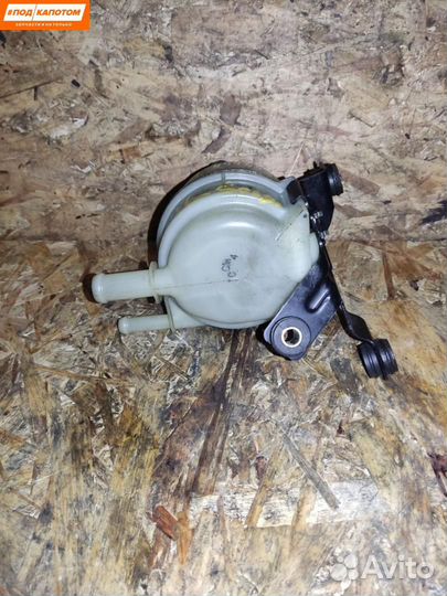 Бачок гидроусилителя Toyota Camry XV40