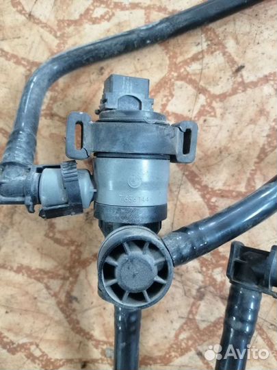 Клапан вентиляции N20B20 BMW F10 F30