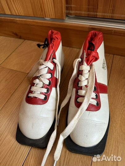 Лыжные ботинки СССР на 24,5 см -38 размер