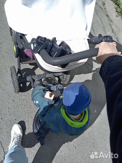 Подножка с сиденьем для второго ребенка