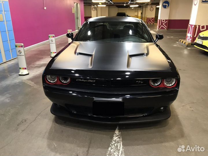 Dodge Challenger 5.7 AT, 2020, 27 000 км