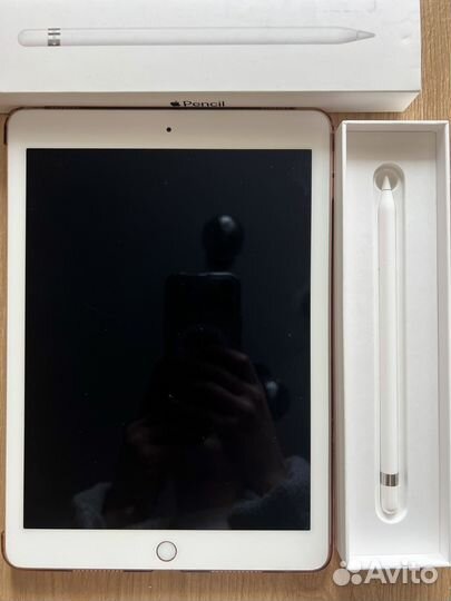 iPad pro 9.7 128GB Wi-Fi + apple pencil