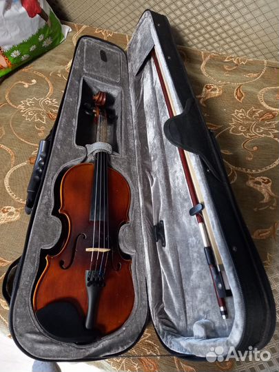 Скрипка размер 1/2