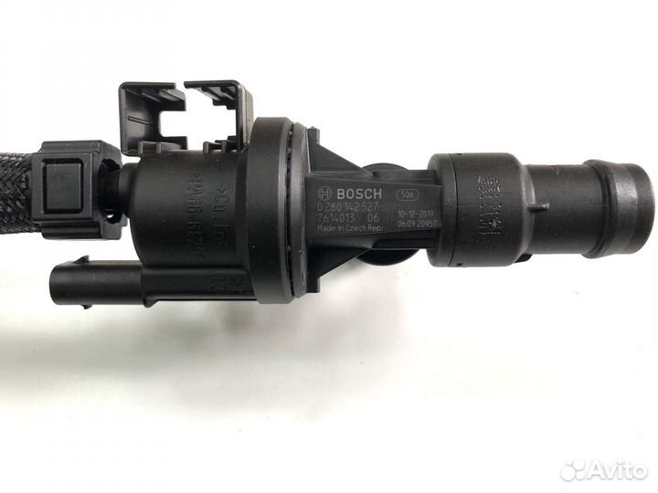 Клапан вентиляции бака b48a20e 19год