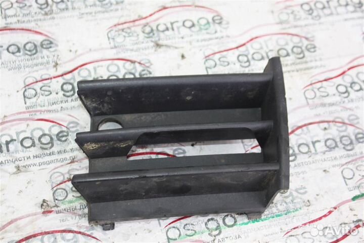 Решетка в бампер Skoda Octavia (A5 1Z) 2004-2013