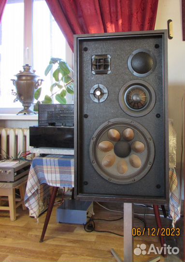 Колонки Victor QSL-Z22