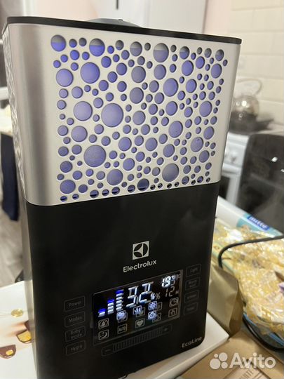 Увлажнитель воздуха Electrolux новый