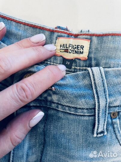 Джинсовые шорты Hilfiger Denim р28(новые.)
