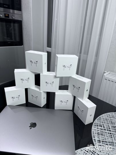 Наушники AirPods Pro