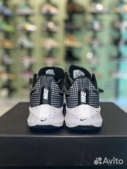 Кроссовки Nike Wmns Air Zoom Pegasus