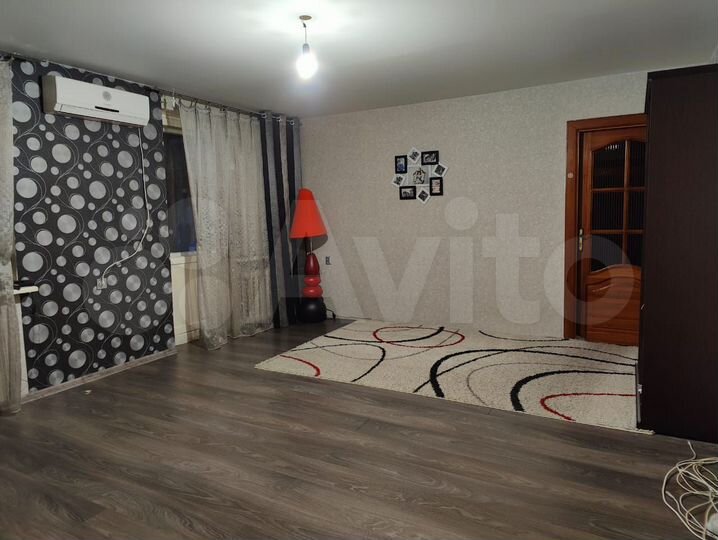 4-к. квартира, 91,5 м², 1/9 эт.