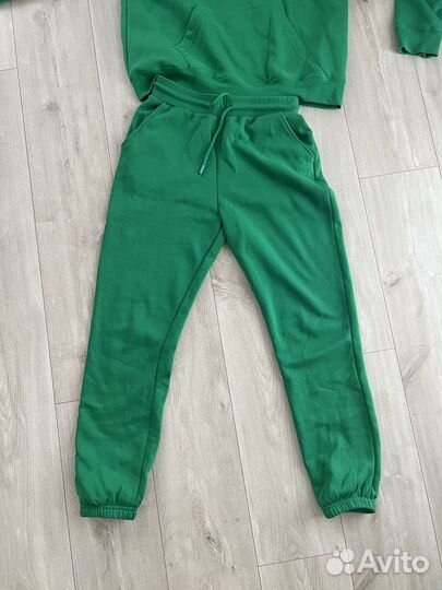 Костюм женский зеленый на флисе