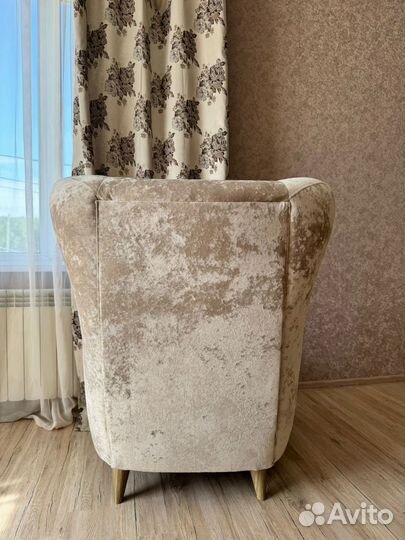 Кресло интерьерное