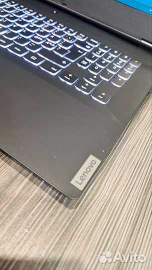 Lenovo Legion 17