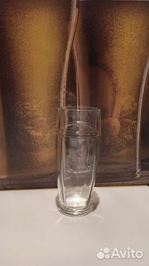 Пивные кружки и бокалы