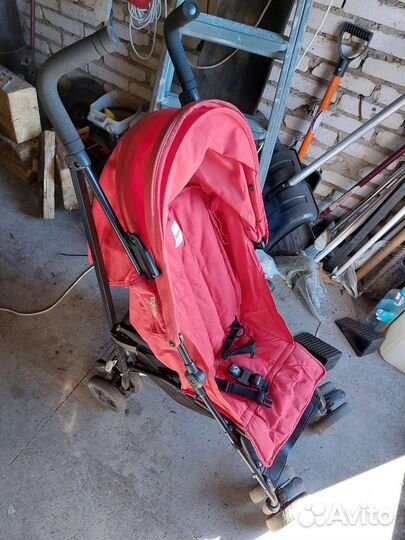 Прогулочная коляска трость