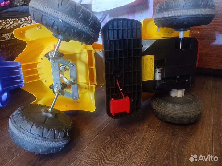 Детский квадроцикл, электромобиль бу