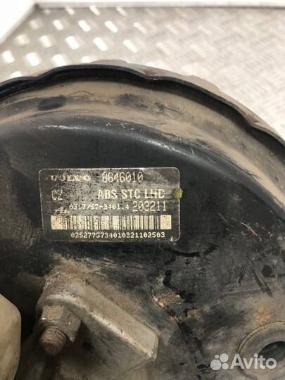 Усилитель тормозов вакуумный volvo 30793673