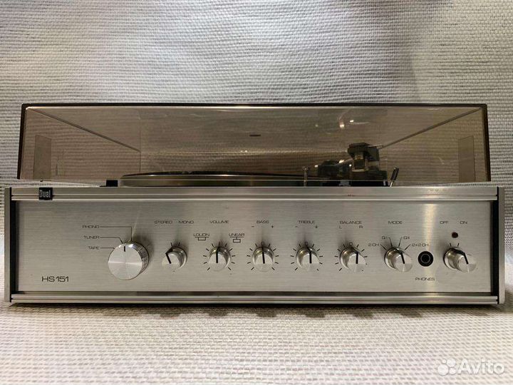 Проигрыватель винила 