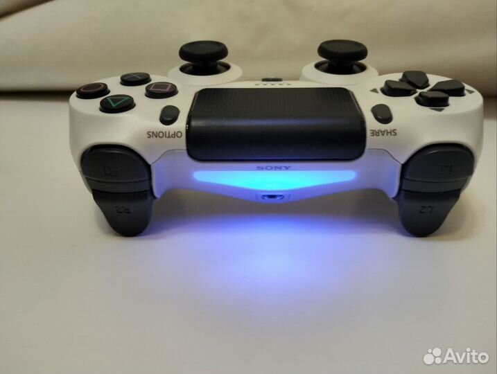 Геймпад dualshock 4