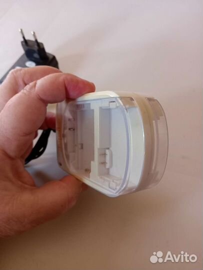 Зарядное устройство универсальное