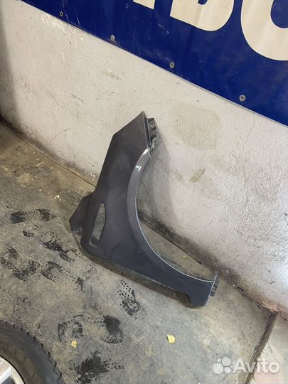 Перднее правое крыло Kia Rio 3