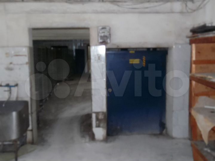 Сдам помещение свободного назначения, 935.00 м²