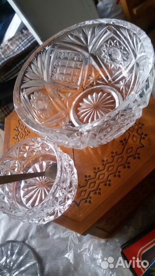Хрустальные вазы и салатники (конфетницы)