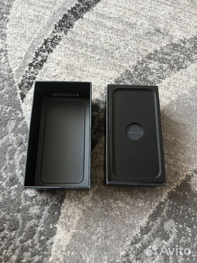 Коробка от iPhone 5
