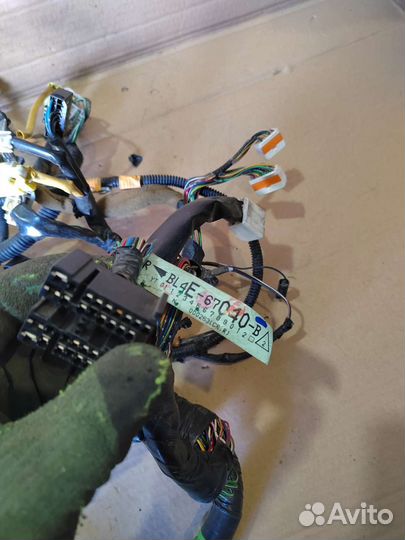 Проводка салона Mazda 323 BJ 2002